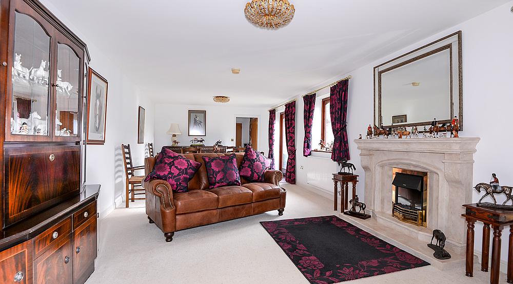 Property for Sale Walkeringham, SOUTH YORKSHIRE Rural Scene