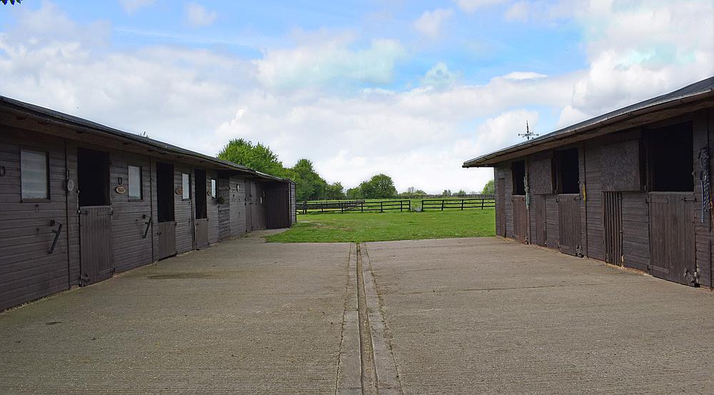 Property for Sale Spalding LINCOLNSHIRE Rural Scene