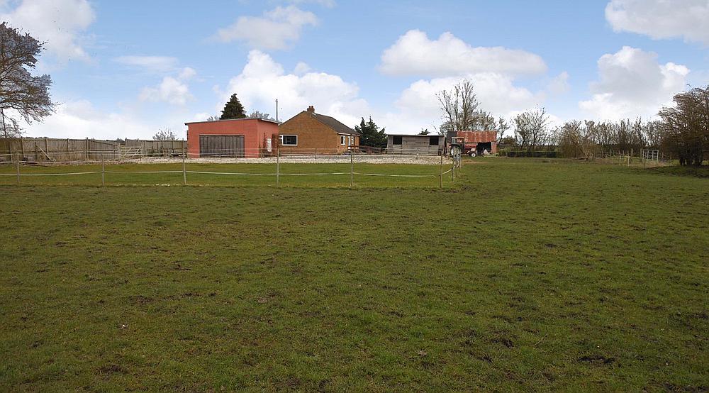 Property for Sale Lincoln LINCOLNSHIRE Rural Scene
