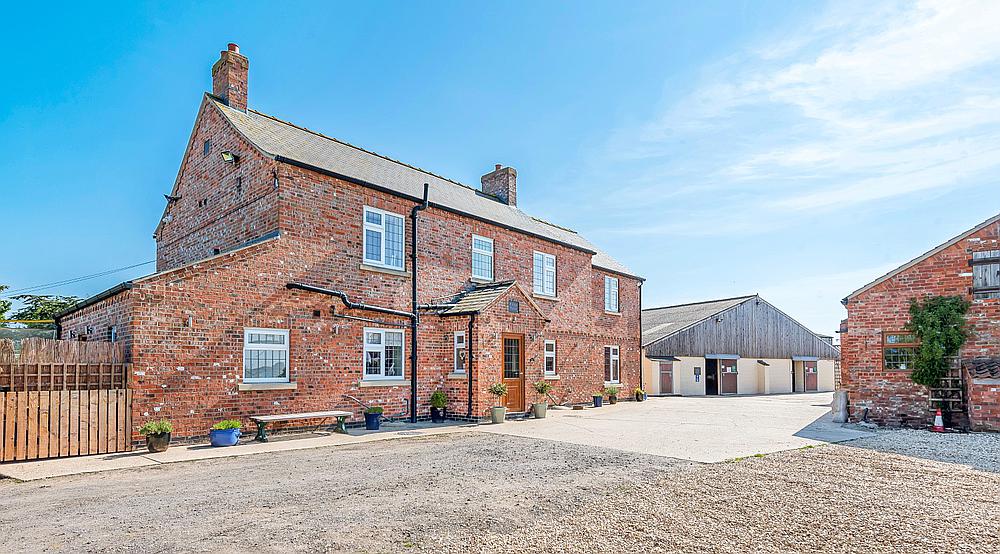 Property for Sale Mumby LINCOLNSHIRE Rural Scene