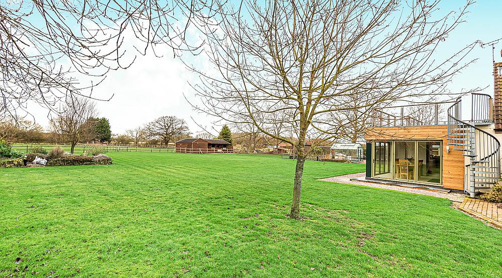 Property for Sale Fiskerton NOTTINGHAMSHIRE Rural Scene