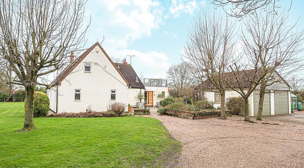 Property for Sale Fiskerton NOTTINGHAMSHIRE Rural Scene