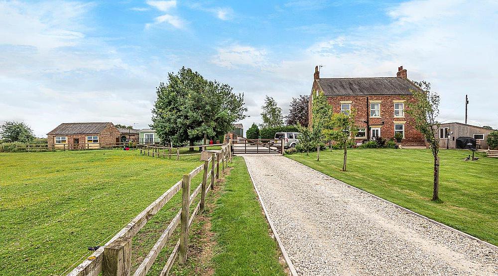 Property for Sale Goole EAST RIDING OF YORKSHIRE Rural Scene