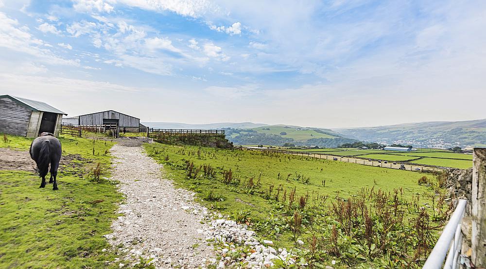 Property for Sale Todmorden WEST YORKSHIRE Rural Scene