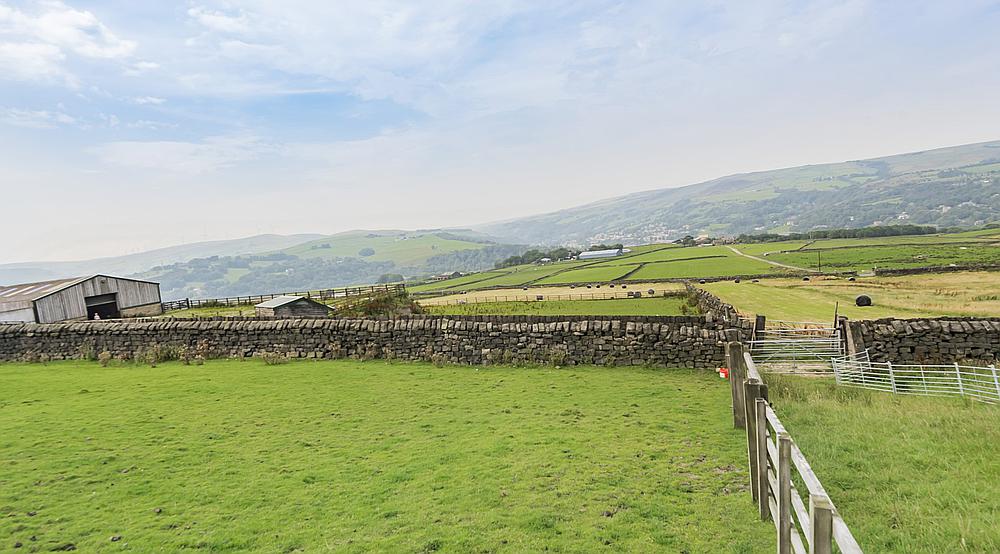 Property for Sale Todmorden WEST YORKSHIRE Rural Scene