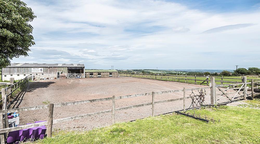 Property for Sale Marsh Lane SHEFFIELD Rural Scene