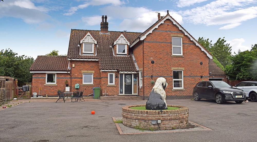 Property for Sale Roos EAST RIDING OF YORKSHIRE Rural Scene