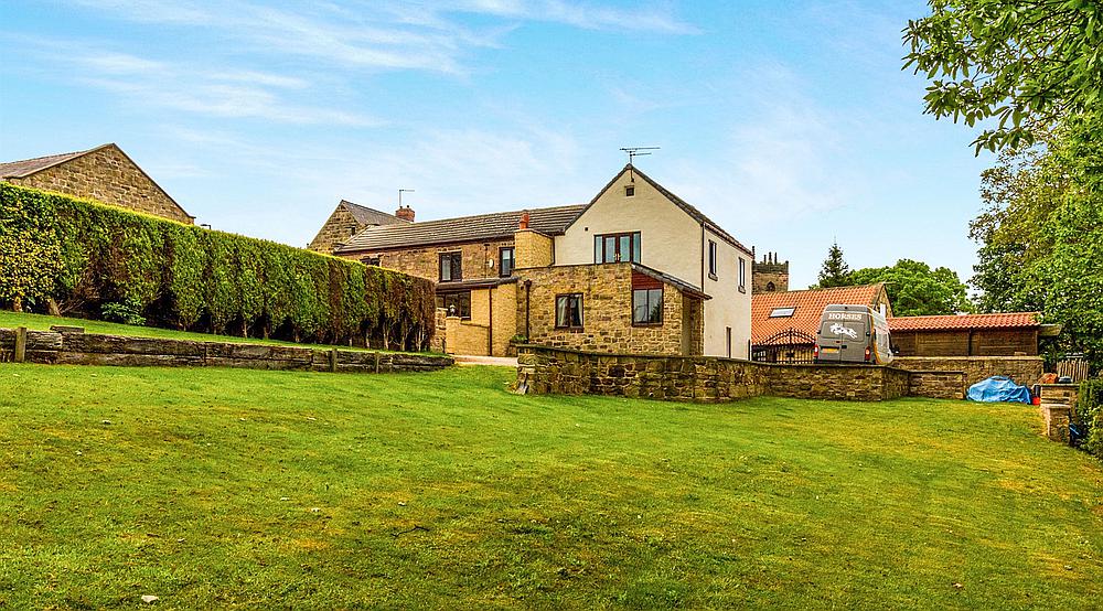 Property for Sale Rotherham SOUTH YORKSHIRE Rural Scene