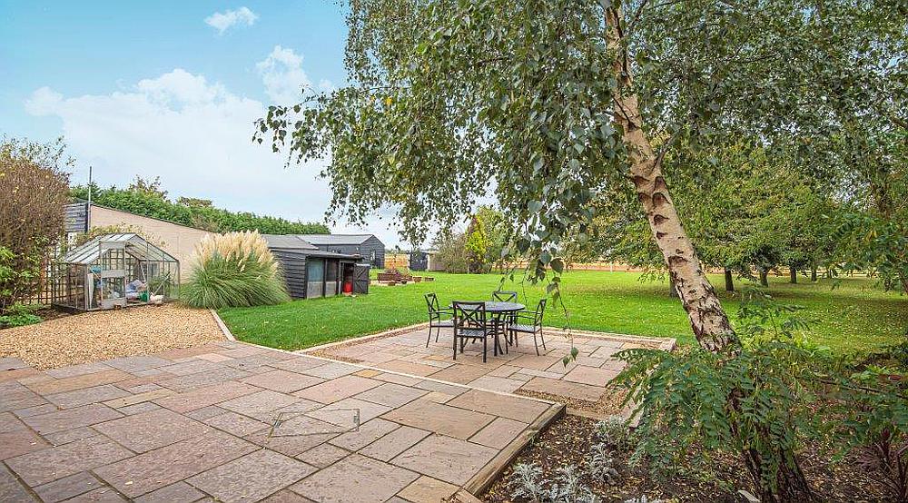 Property for Sale Newborough LINCOLNSHIRE Rural Scene