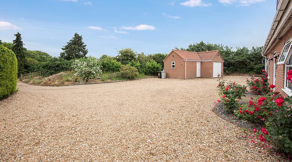 Property for Sale Roughton, LINCOLNSHIRE Rural Scene