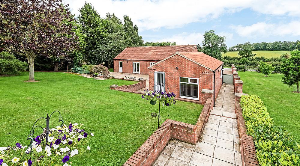 Property for Sale Retford NOTTINGHAMSHIRE Rural Scene