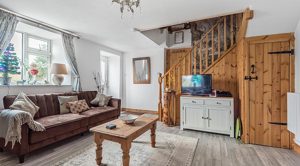 Property for Sale Buxton DERBYSHIRE Rural Scene