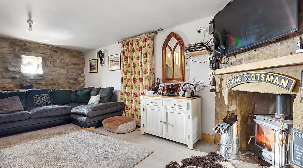 Property for Sale Buxton DERBYSHIRE Rural Scene