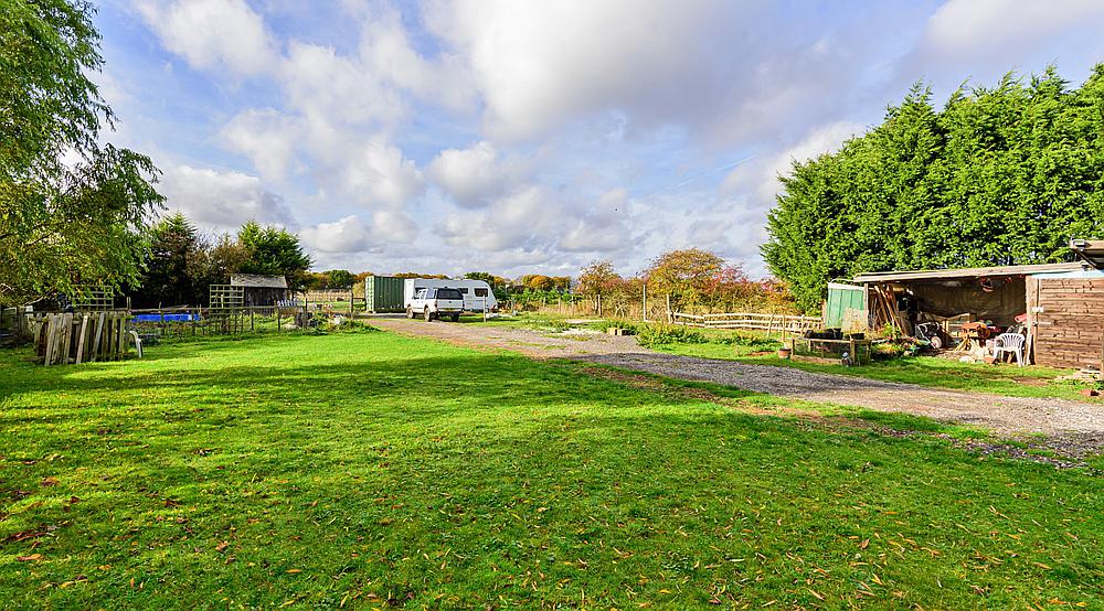 Property for Sale Sutton On Sea LINCOLNSHIRE Rural Scene