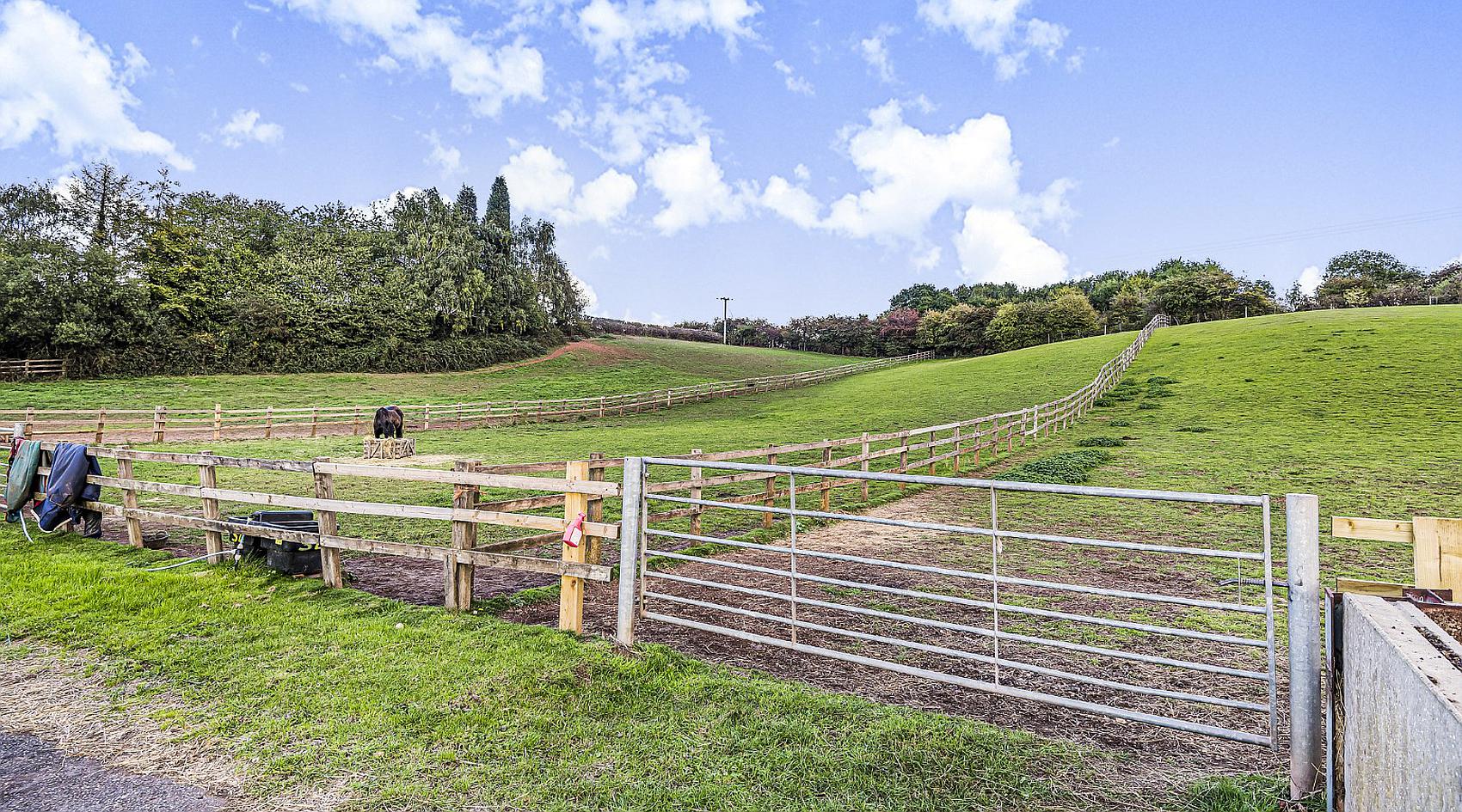 Kirton NOTTINGHAMSHIRE