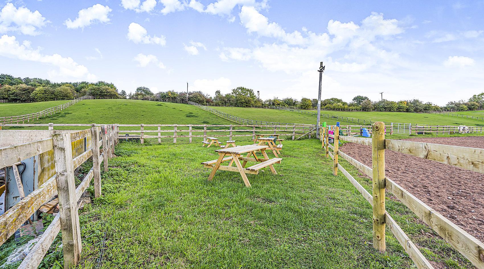 Kirton NOTTINGHAMSHIRE