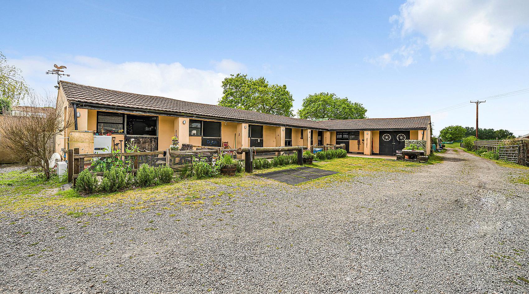 Girton NOTTINGHAMSHIRE