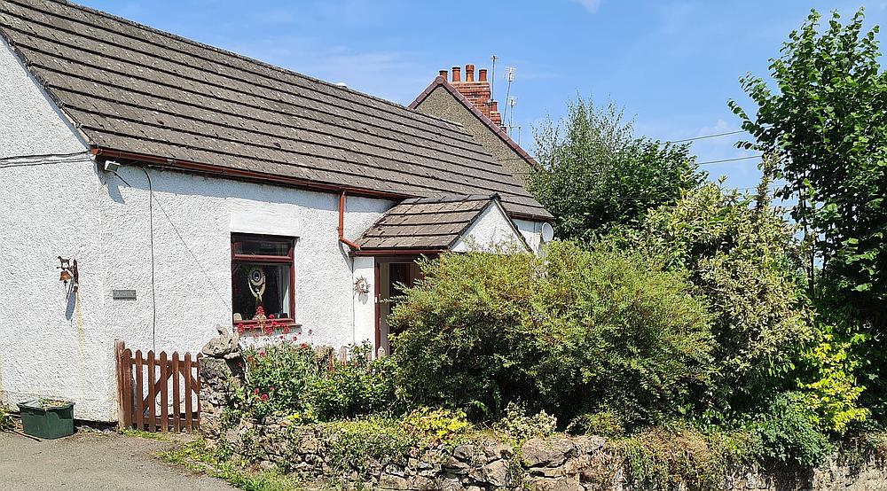 Property for Sale Froncysyllte DENBIGHSHIRE Rural Scene