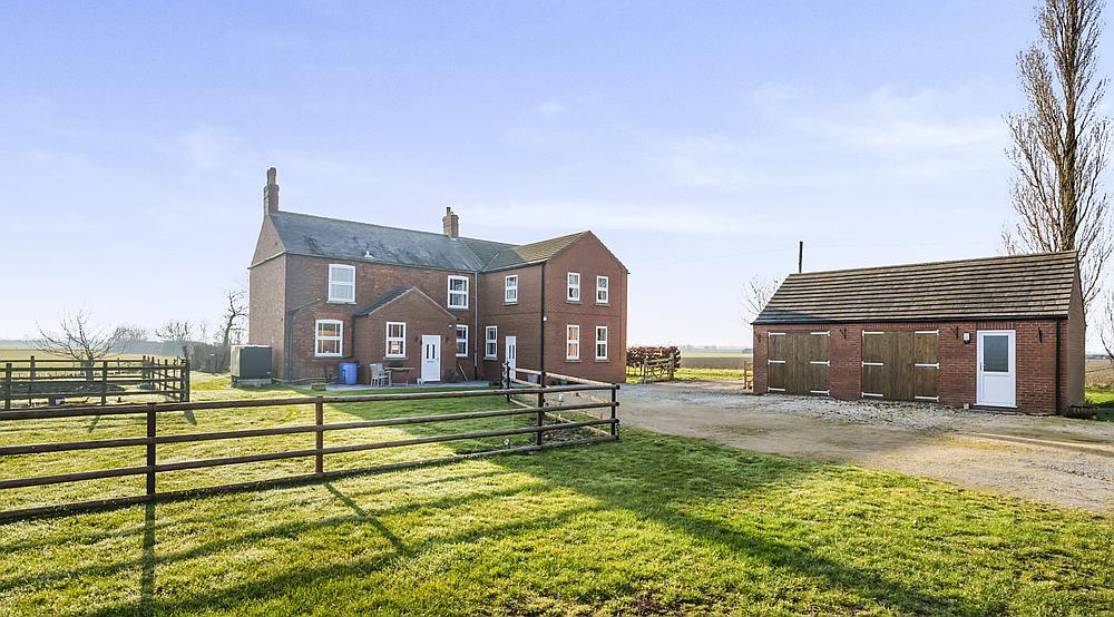 Property for Sale Sleaford LINCOLNSHIRE Rural Scene