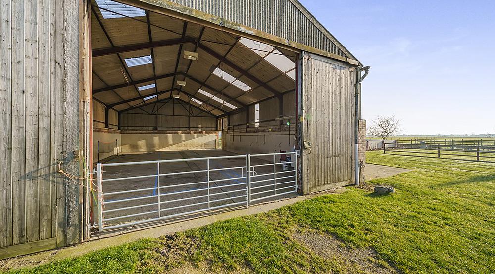 Property for Sale Sleaford LINCOLNSHIRE Rural Scene