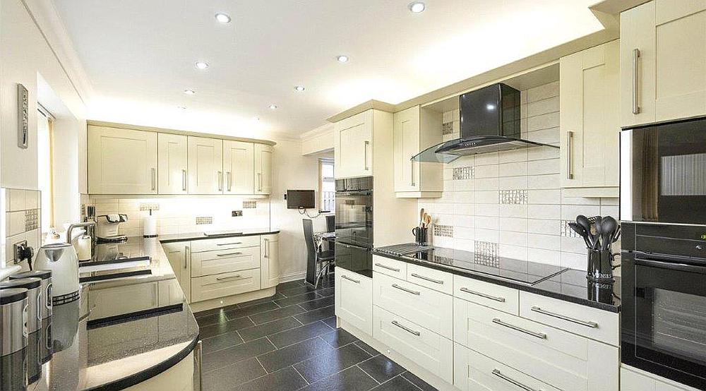 Moss SOUTH YORKSHIRE