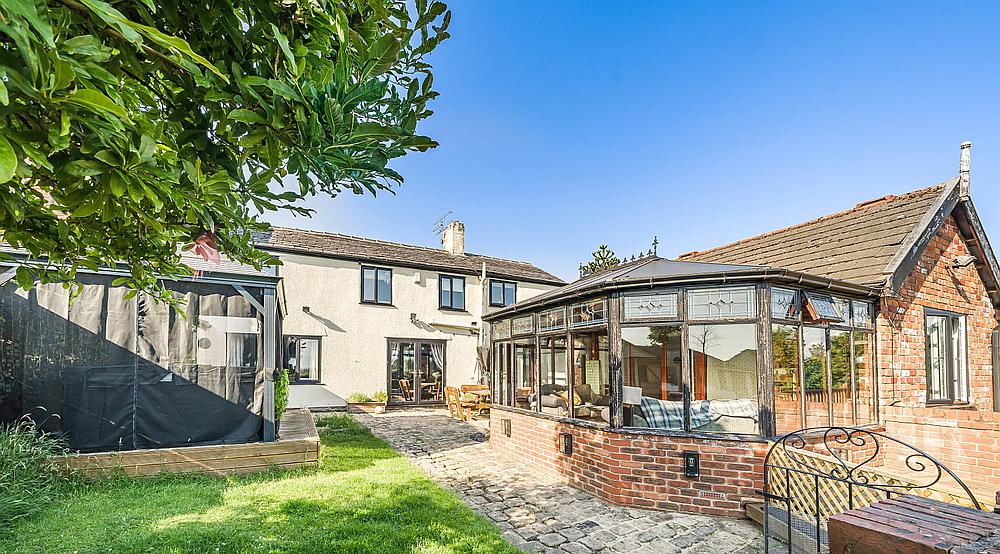 Property for Sale Westhoughton LANCASHIRE Rural Scene