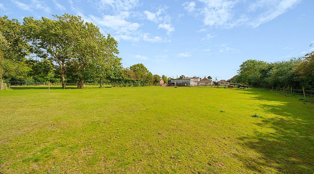 Property for Sale Waddingham LINCOLNSHIRE Rural Scene