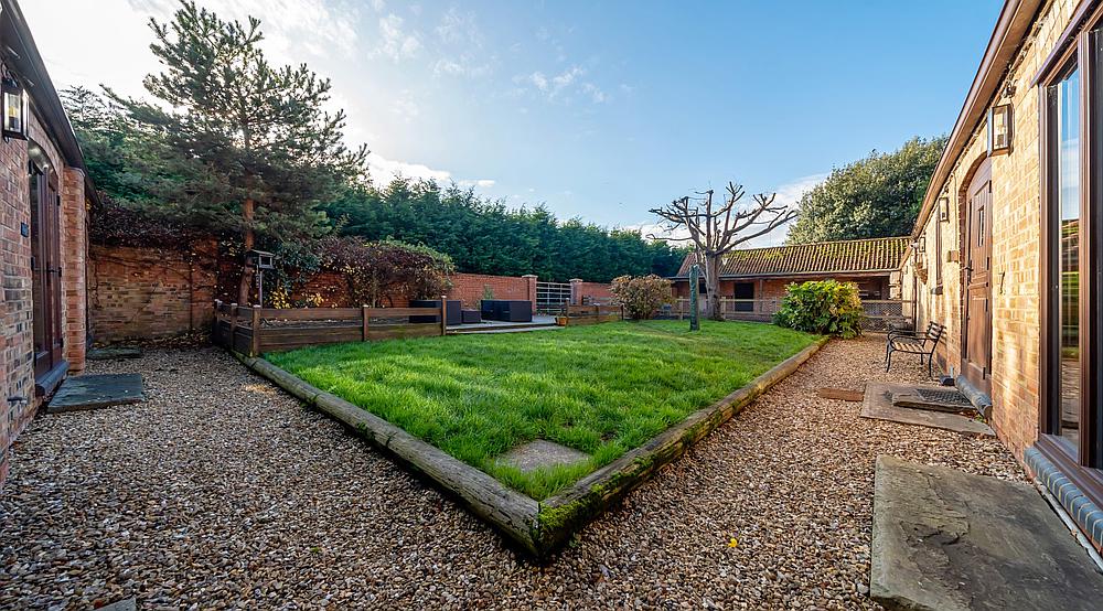 Property for Sale Spalding LINCOLNSHIRE Rural Scene