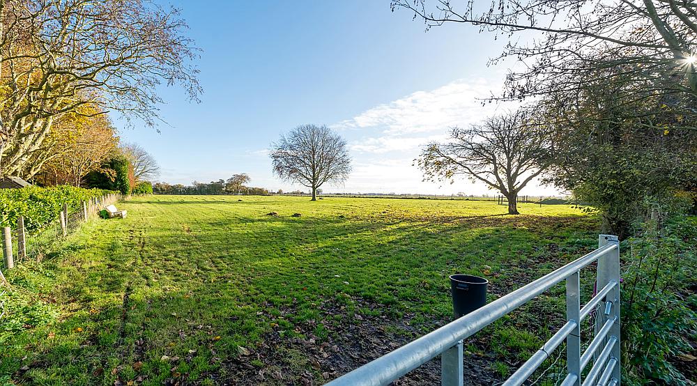 Property for Sale Spalding LINCOLNSHIRE Rural Scene