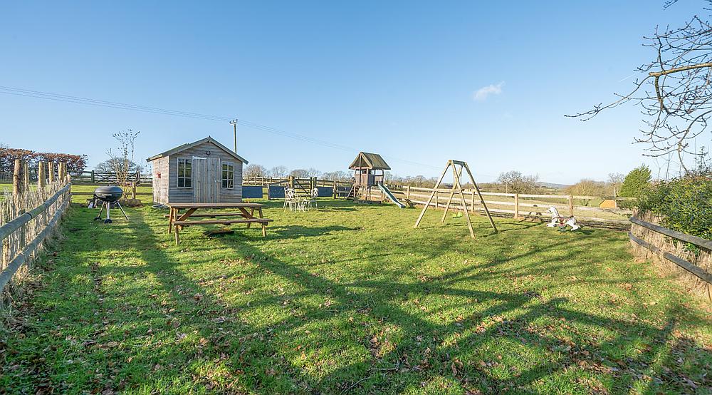 Property for Sale Ashbourne DERBYSHIRE Rural Scene