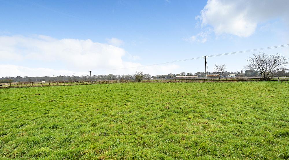 Property for Sale Ealand NORTH LINCOLNSHIRE Rural Scene
