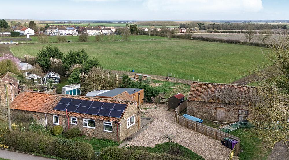 WALCOTT LINCOLNSHIRE