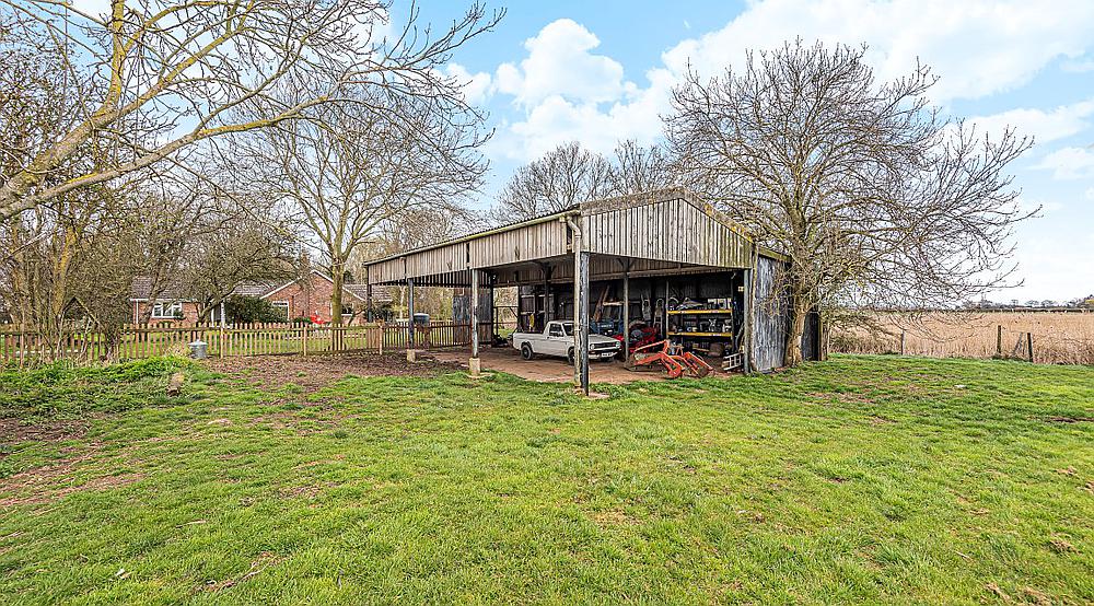 Property for Sale Holbeach LINCOLNSHIRE Rural Scene