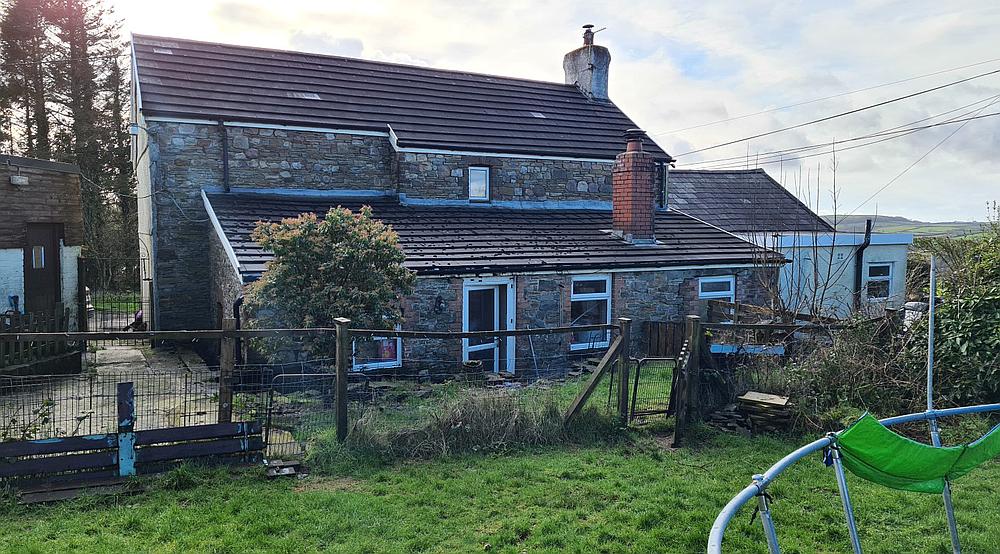 Property for Sale Pontarddulais CARMARTHENSHIRE Rural Scene