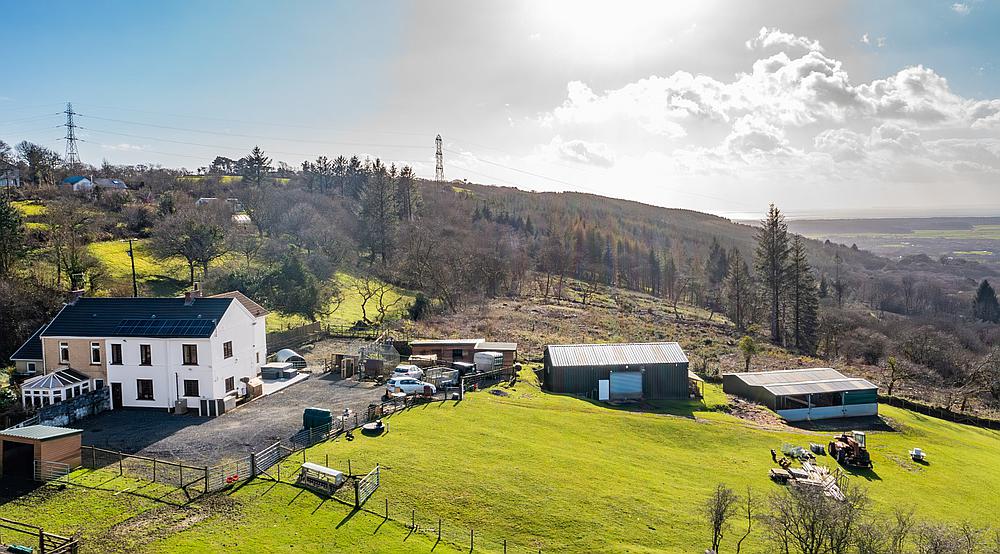 Property for Sale Trimsaran CARMARTHENSHIRE Rural Scene