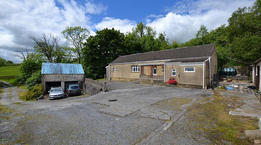 Property for Sale Hendy CARMARTHENSHIRE Rural Scene