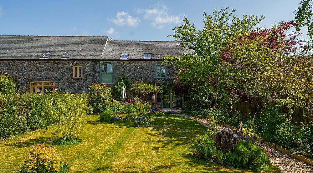 Property for Sale Llangadog CARMARTHENSHIRE Rural Scene