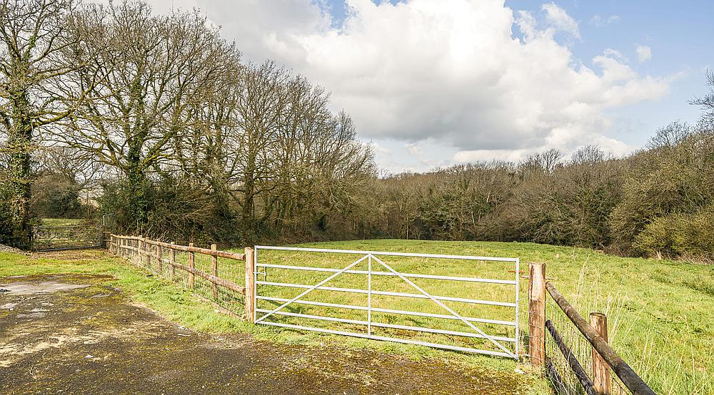 Property for Sale Tumble CARMARTHENSHIRE Rural Scene