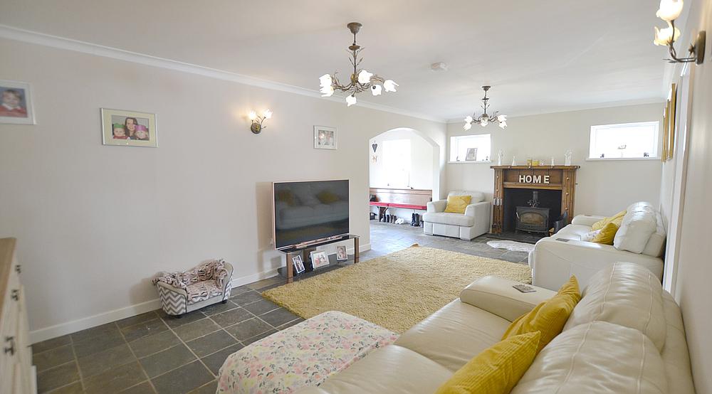 Property for Sale Bettws BRIDGEND Rural Scene