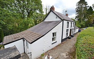 Llanpumsaint CARMARTHENSHIRE
