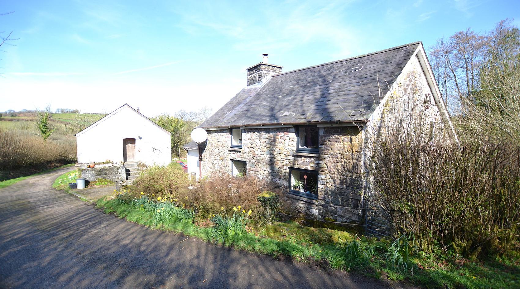 Llangadog CARMARTHENSHIRE