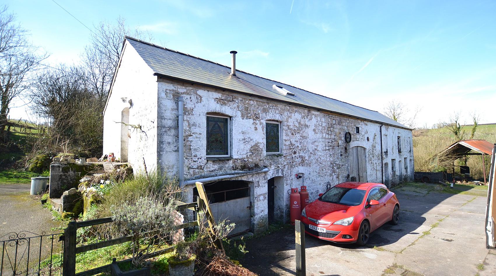 Llangadog CARMARTHENSHIRE