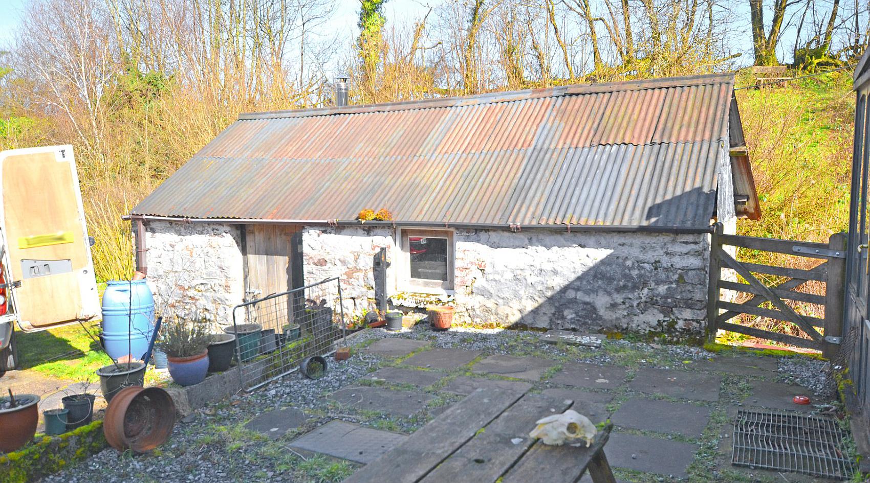 Llangadog CARMARTHENSHIRE