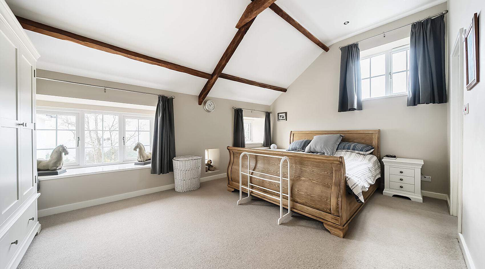 Pontyclun RHONDDA CYNON TAF