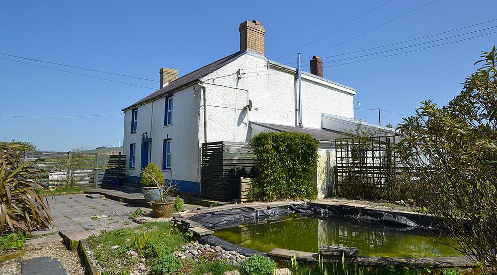 Tanglwst CARMARTHENSHIRE