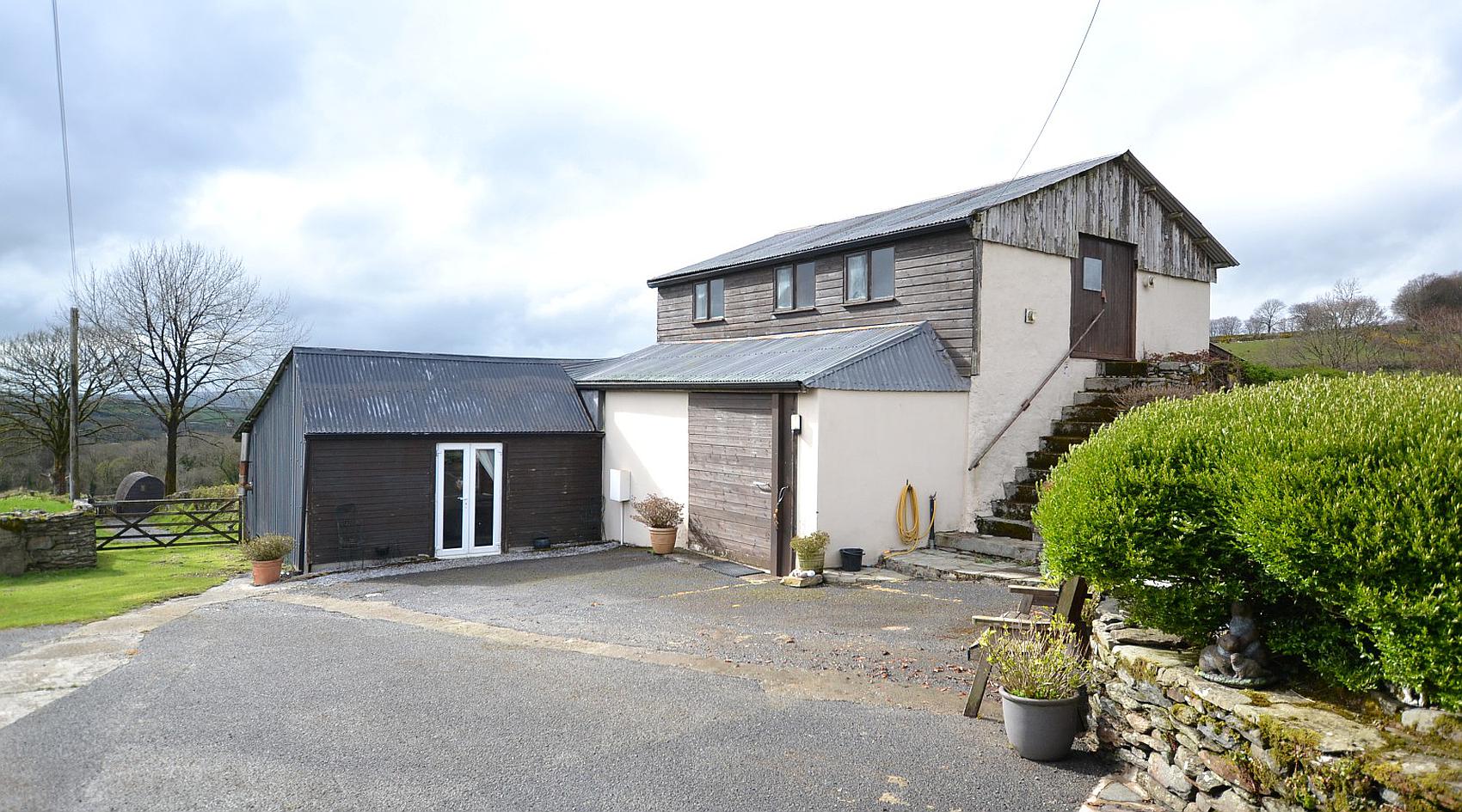 Cwmann CARMARTHENSHIRE