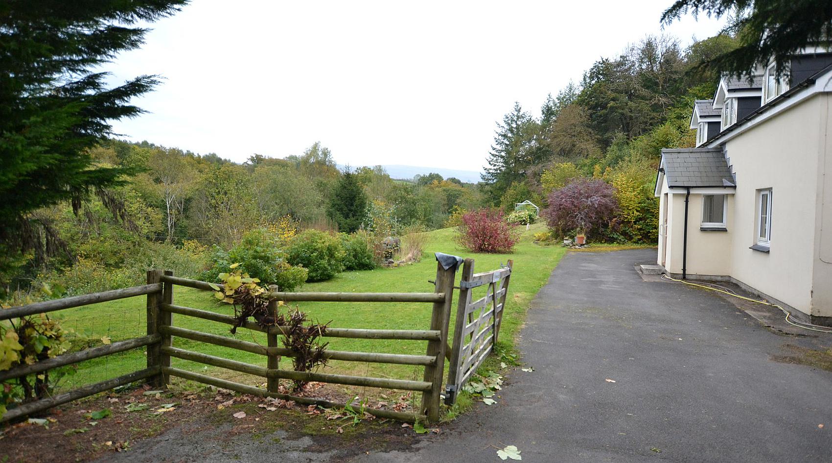 Gwynfe CARMARTHENSHIRE