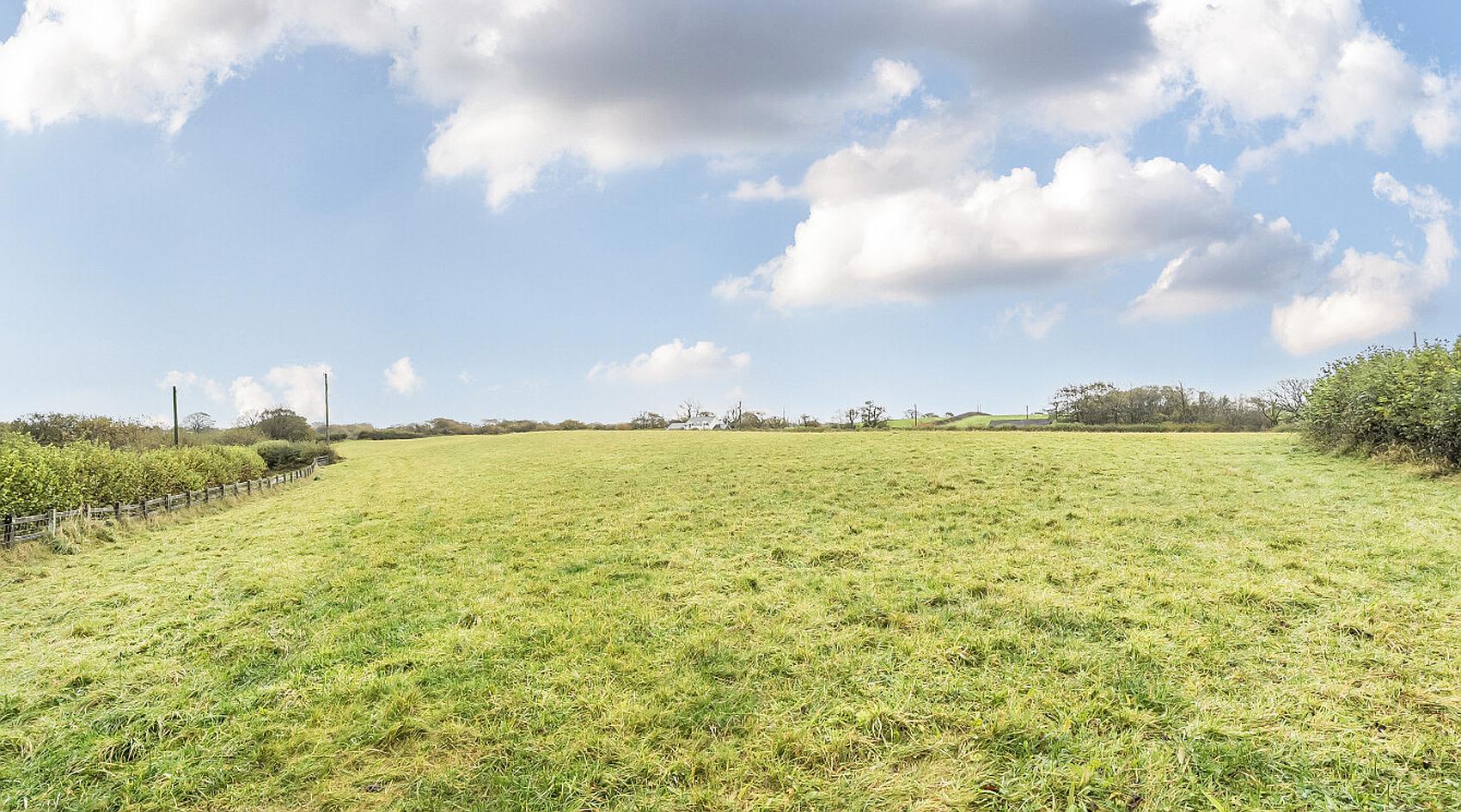 Meinciau CARMARTHENSHIRE