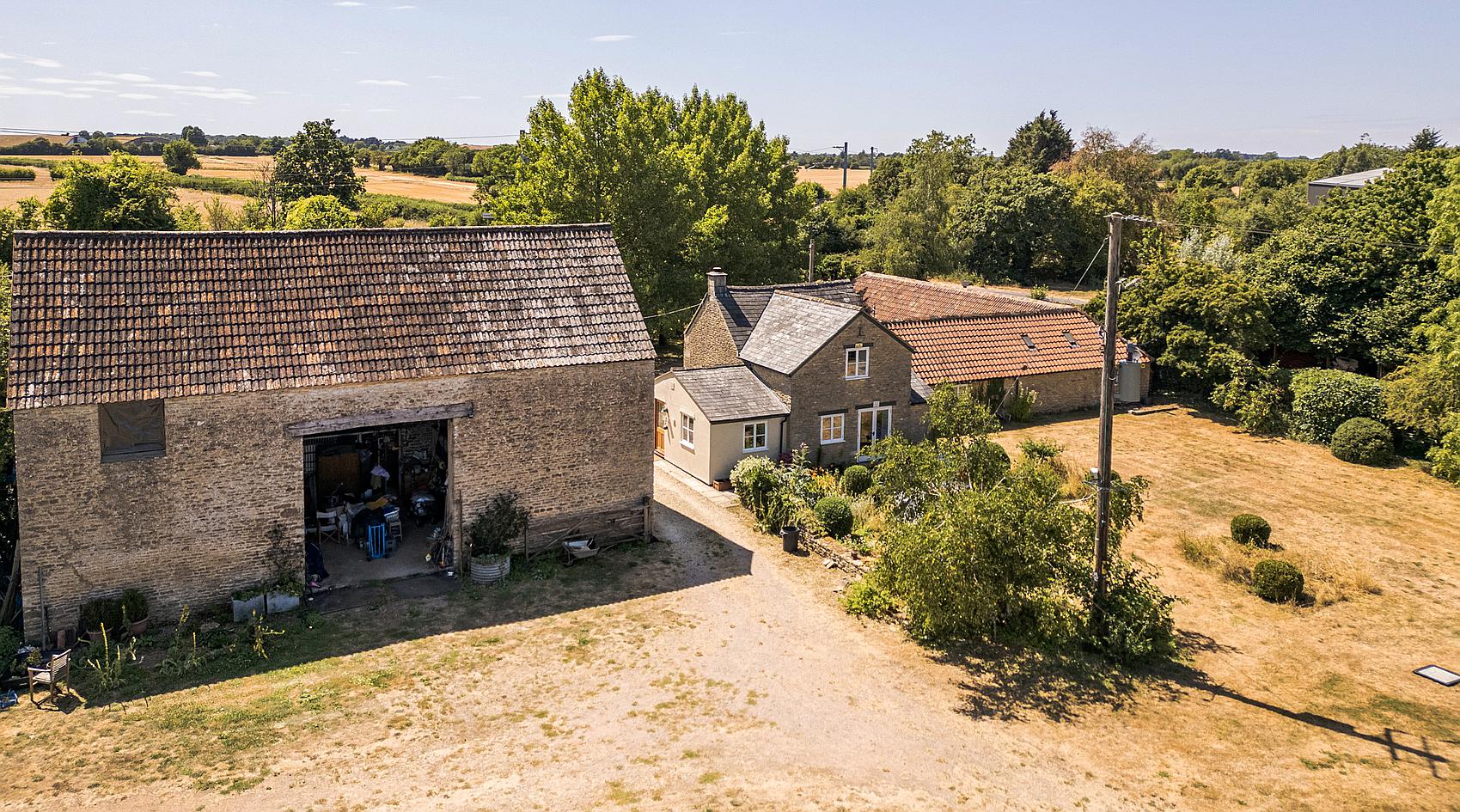 Corston WILTSHIRE