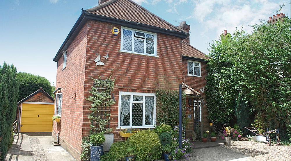 Property for Sale Lane End BUCKINGHAMSHIRE Rural Scene